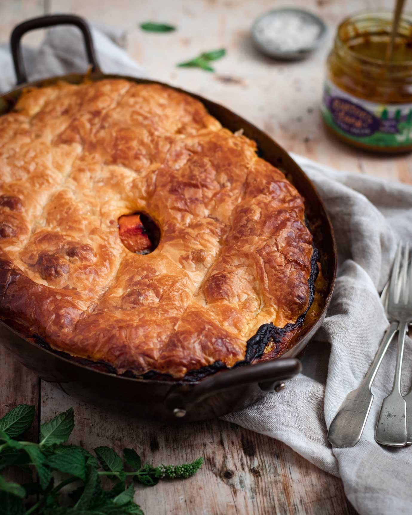 Burtons Lane Chicken and Vegetable Curry Pie